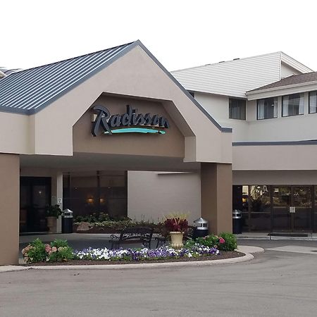 Radisson Hotel Detroit-Фармінґтон-Гіллс Екстер'єр фото