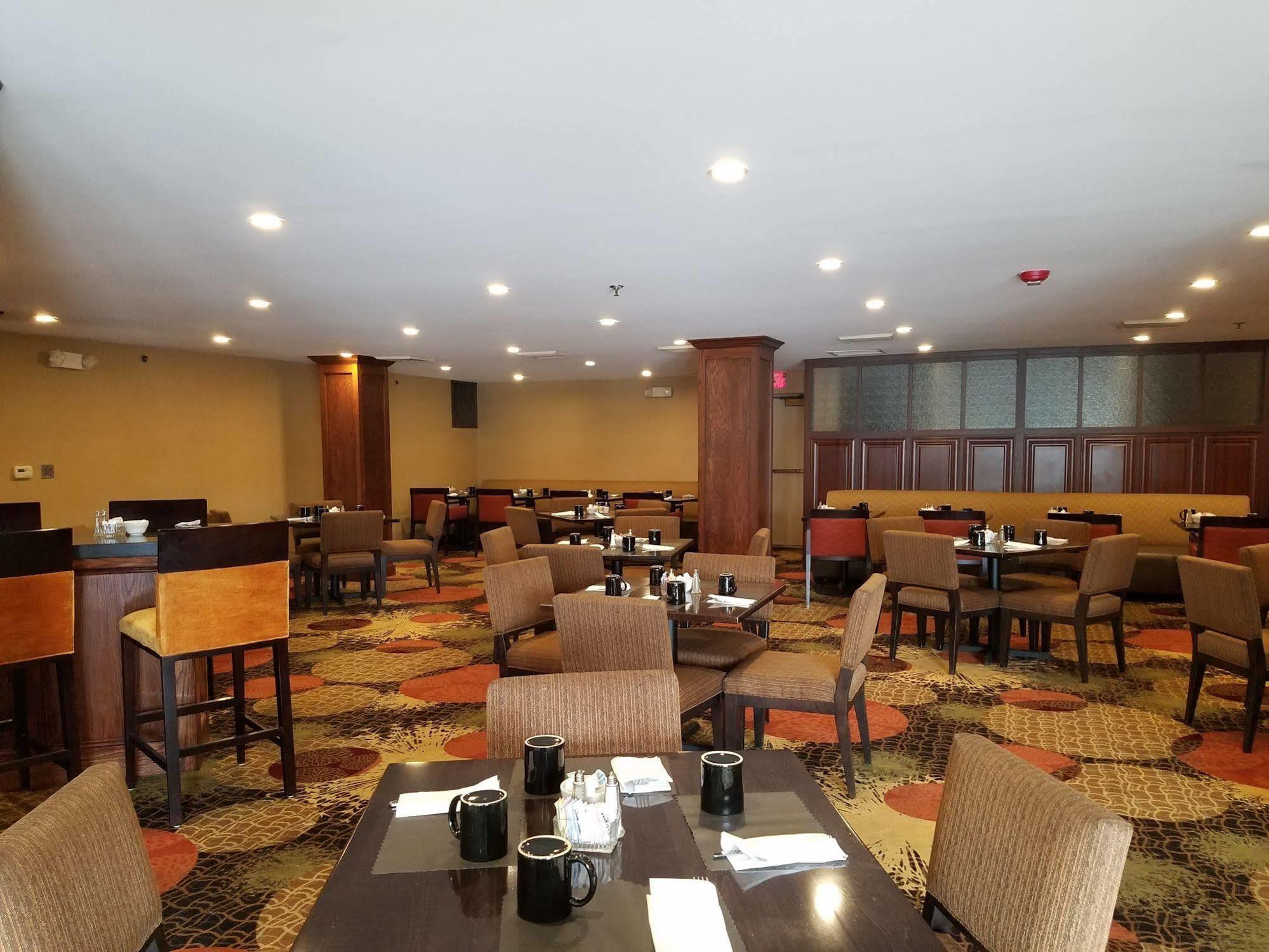Radisson Hotel Detroit-Фармінґтон-Гіллс Екстер'єр фото